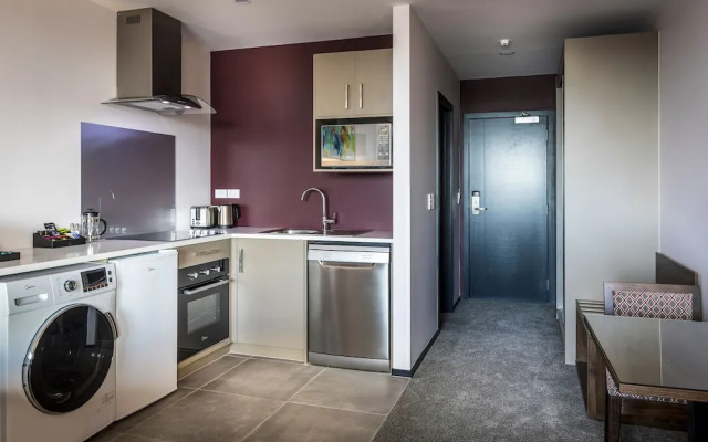 Marsden Suites Albany