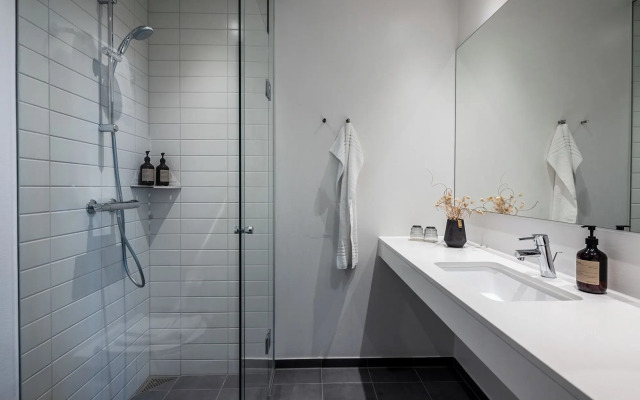 Peak 12 Design Hotel