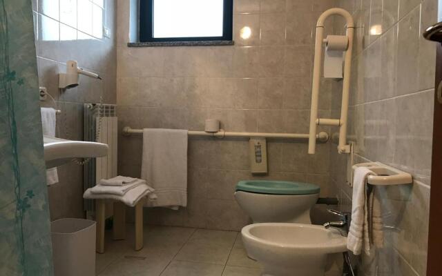 Ascot Lodging