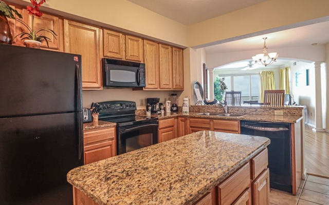 Legacy Towers II Deluxe