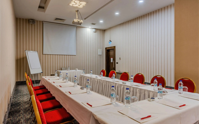 Ramada Plaza by Wyndham Izmir