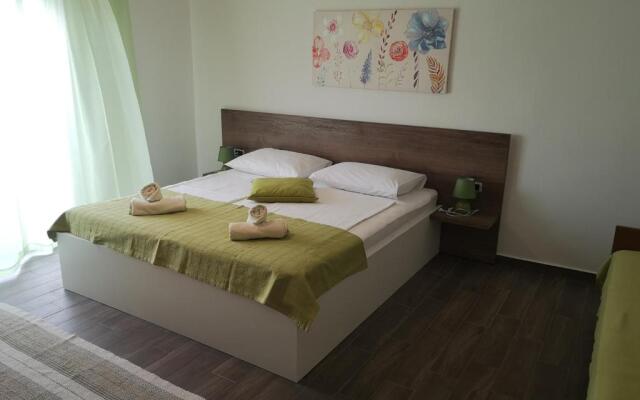 Apartments Mareta