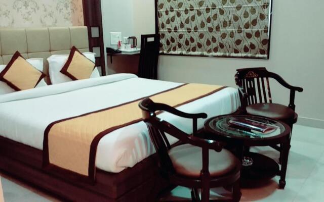 Hotel Ozas Grand