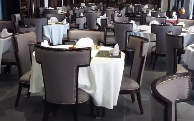 Atlantic Lumley Hotel