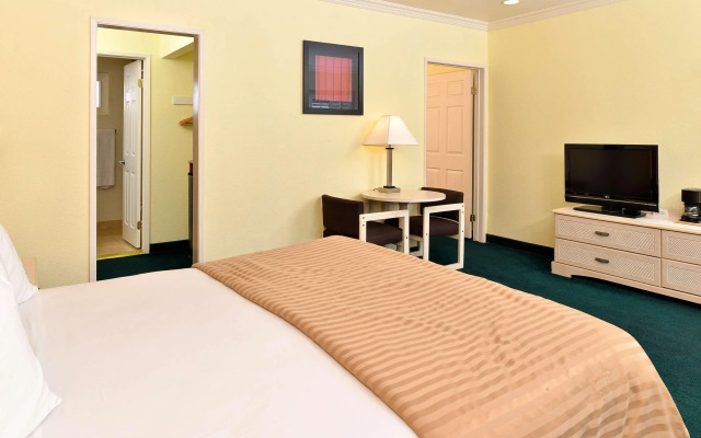 Americas Best Value Inn & Suites Anaheim Convention Center