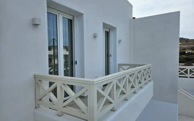Aristotle Suites