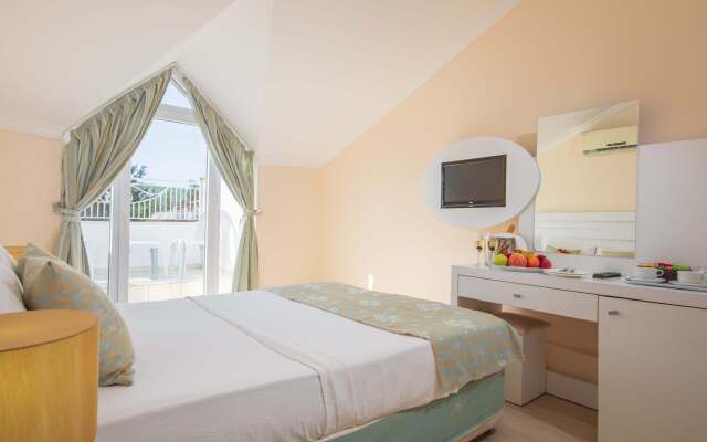 Sahra Su Holiday Village & Spa