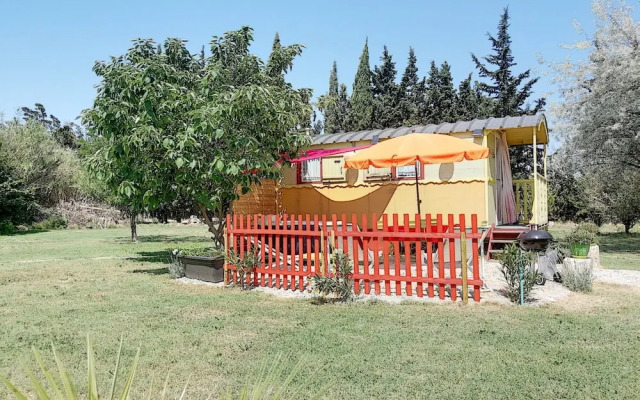 MAS MAURANE-Roulotte avec SPA privé