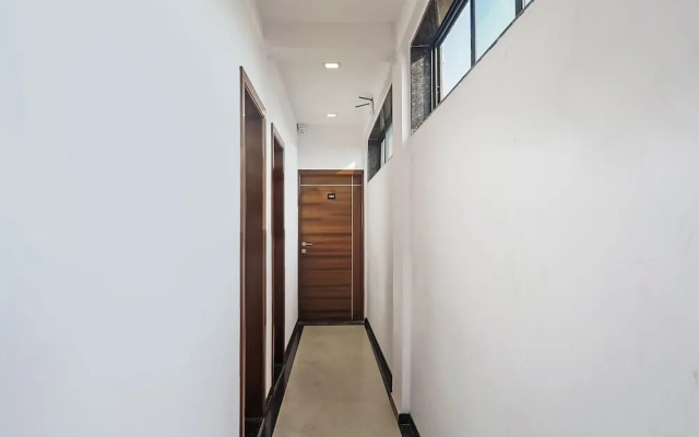 OYO Flagship 26583 Hotel Kohinoor Plaza