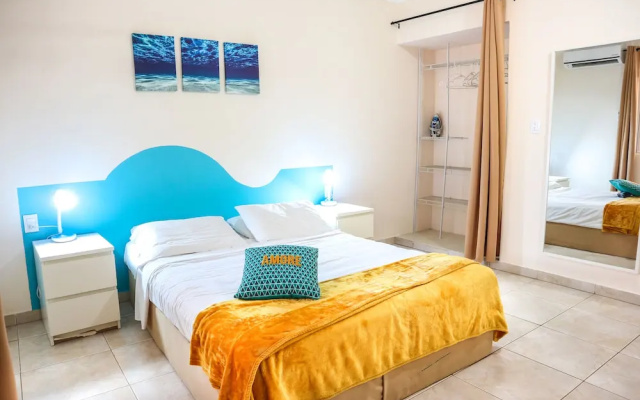 Aqua Viva Suites