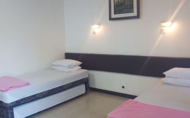 Hotel Moro Seneng