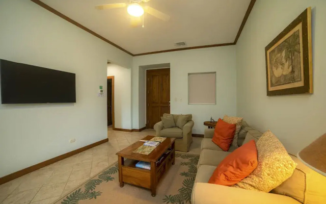 Veranda 3B 2 bedrs second floor by Stay in CR