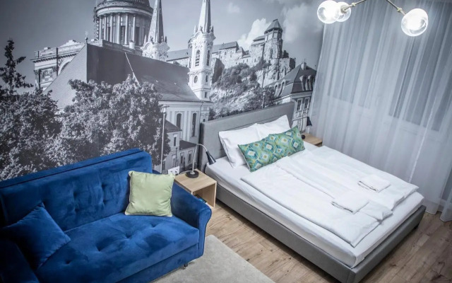 LouLou's Central Apartment with cosy balcony