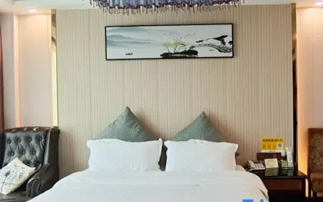Yilong Hotel