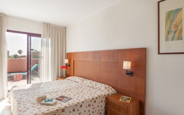 Well-kept and Atmospheric Apartment Just 1 km. From sea