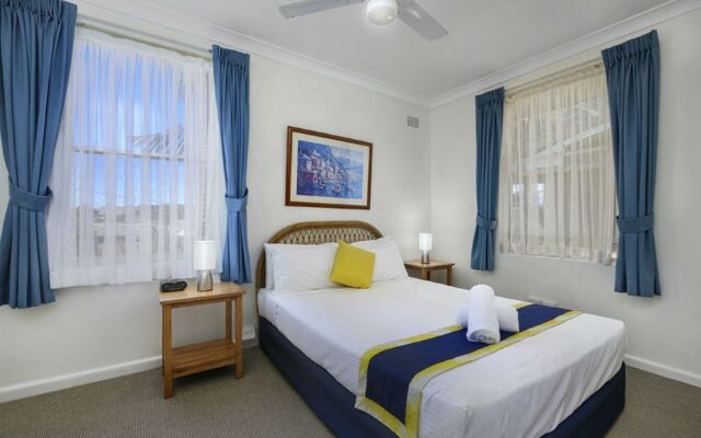 Oxley Cove Apartments