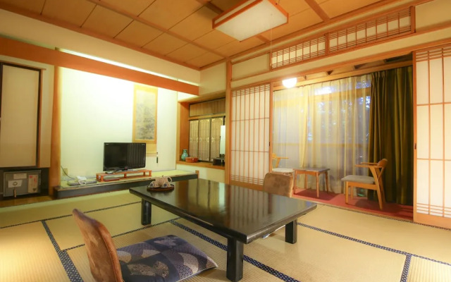 Mine Ryokan