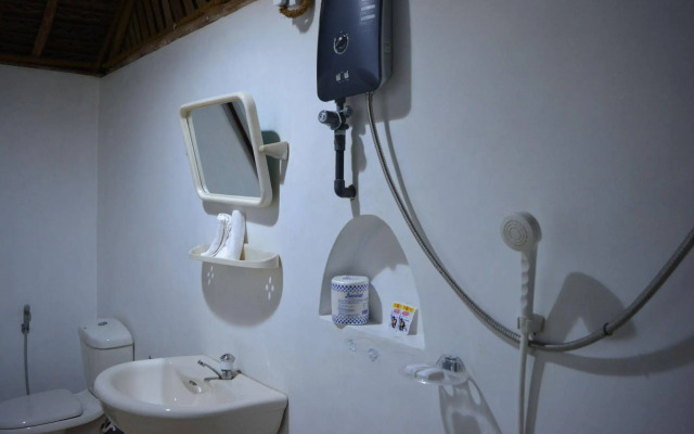 Roshanne Beach Resort