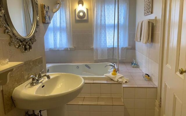 Haterleigh Heritage Inn