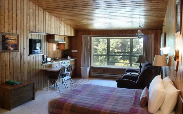 Ireland's Rustic Lodges