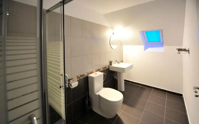 Pike Inn Dunavatul de Sus