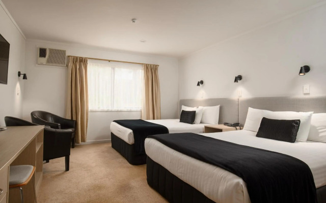 The Surrey Hotel