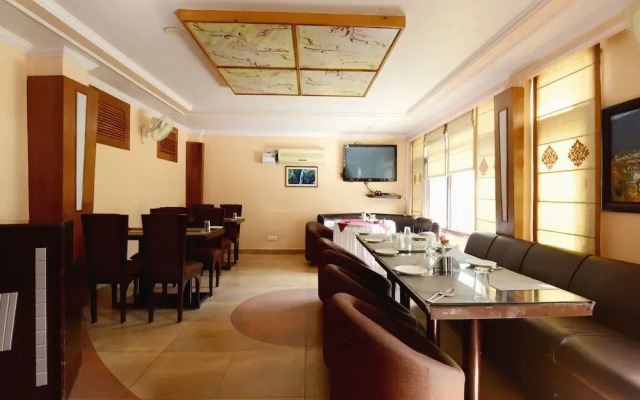 Hot Spring By OYO Rooms