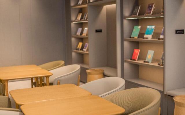 Ji Hotel (Xuzhou Administration Center Subway Stat