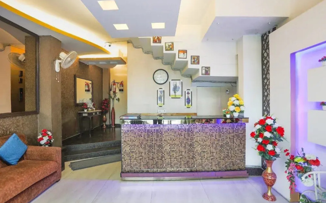 HOTEL THE PARADISE Near Apollo Hospital