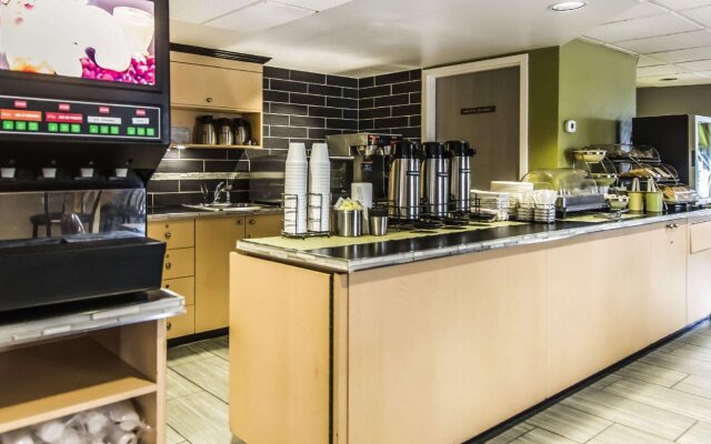 Quality Suites Quebec