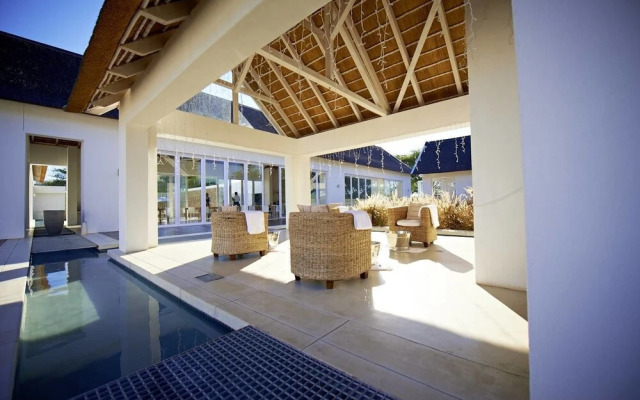 Emanya at Etosha Game Lodge