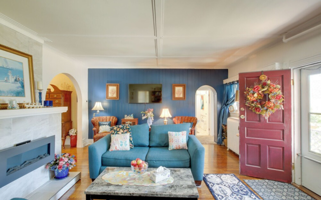 Eclectic Manitowoc Vacation Rental Near Marina!