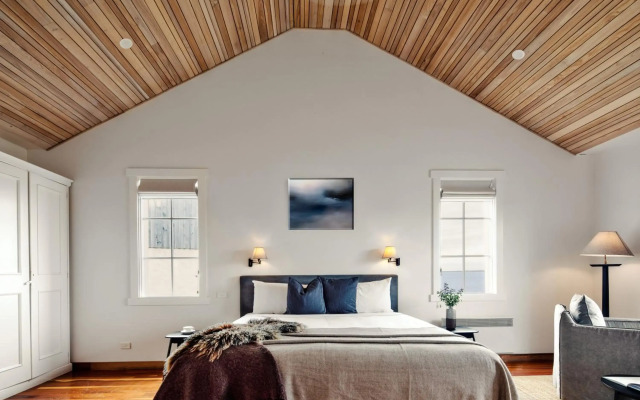 Piermont Retreat Swansea