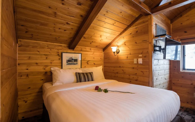 Castle Mountain Chalets