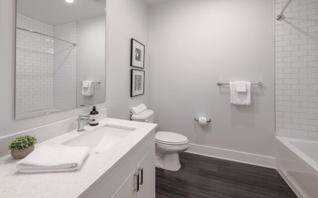 CozySuites Artistry Cincinnati