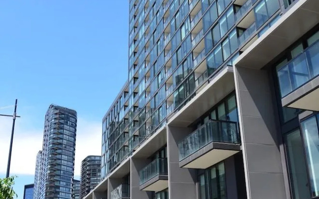 Orange Stay at Collins Wharf