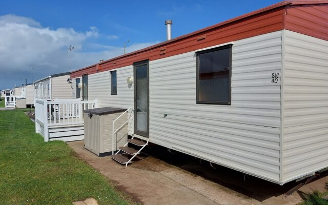 Above & Beyond Caravans4hire Lyons Robin Hood Rhyl