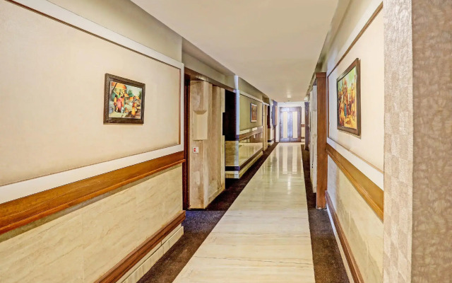 OYO 897 Hotel Surabhi Elite