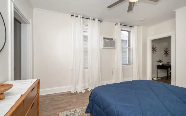 Historic Ludlow Apt A