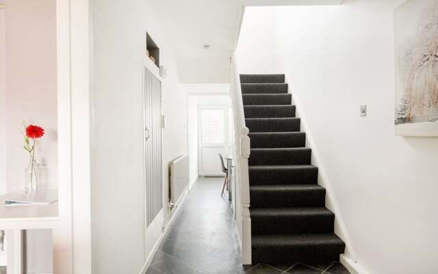 City Centre House FREE PARKING