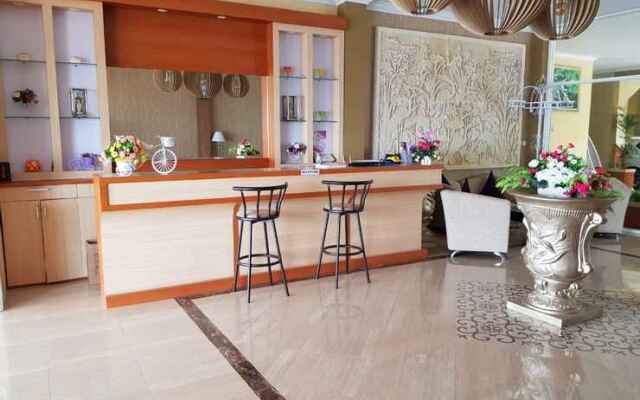 Three B Villa & Resto Banyuwangi