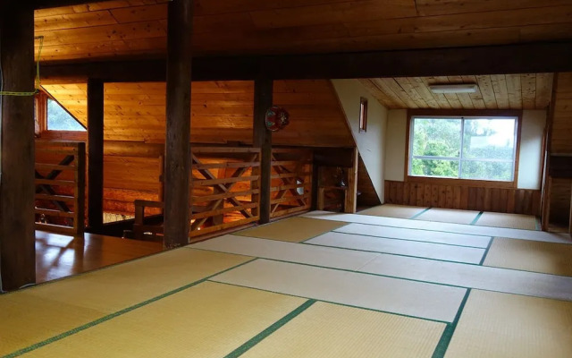 Log Pension Izumigamori