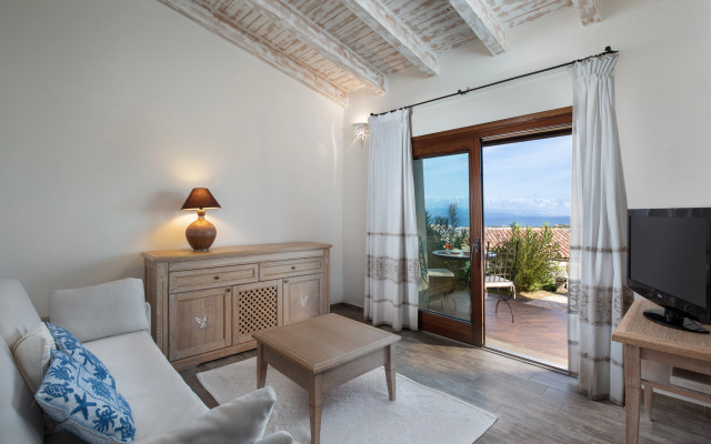 Punta Falcone Resort