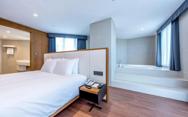 Hotel Sirius