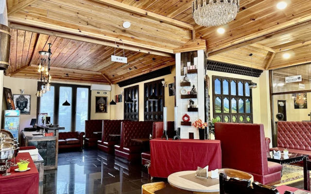 Silver Cloud Hotel