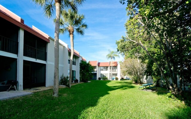 Runaway Bay Resort by BBG