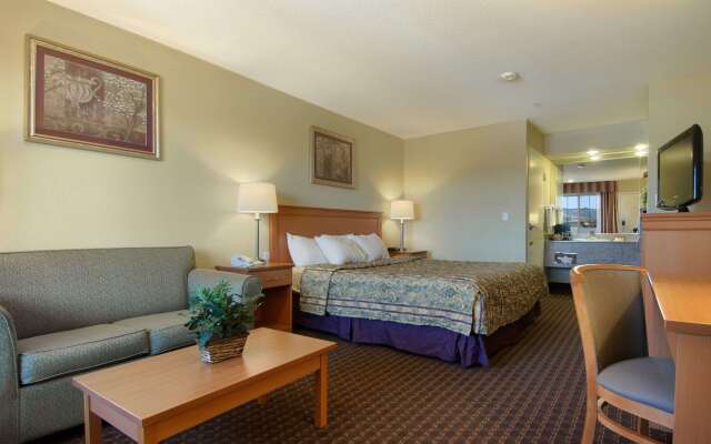 Days Inn by Wyndham Hayward Airport