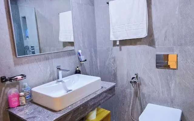 Luxury Living - Near to football stadium