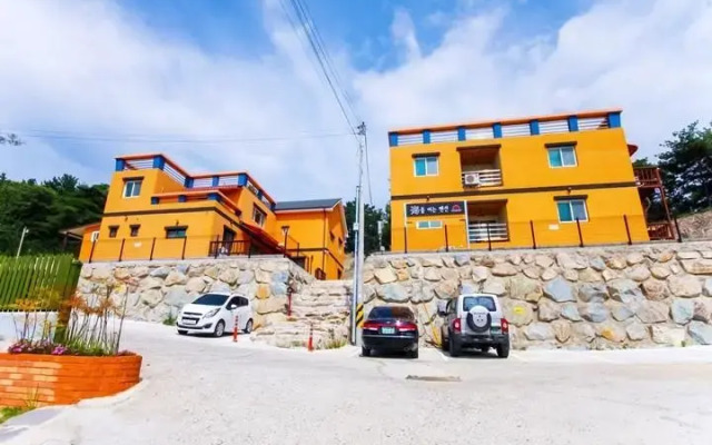 Haereul Yeoneun Pension