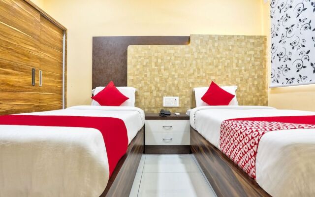 Sr Grand by OYO Rooms